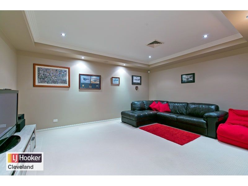23 Yorston Place, Ormiston QLD 4160
