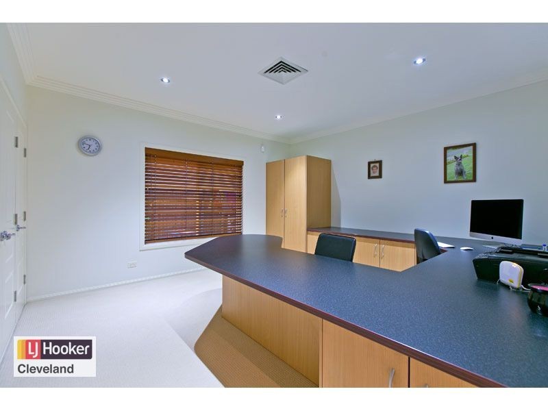 23 Yorston Place, Ormiston QLD 4160