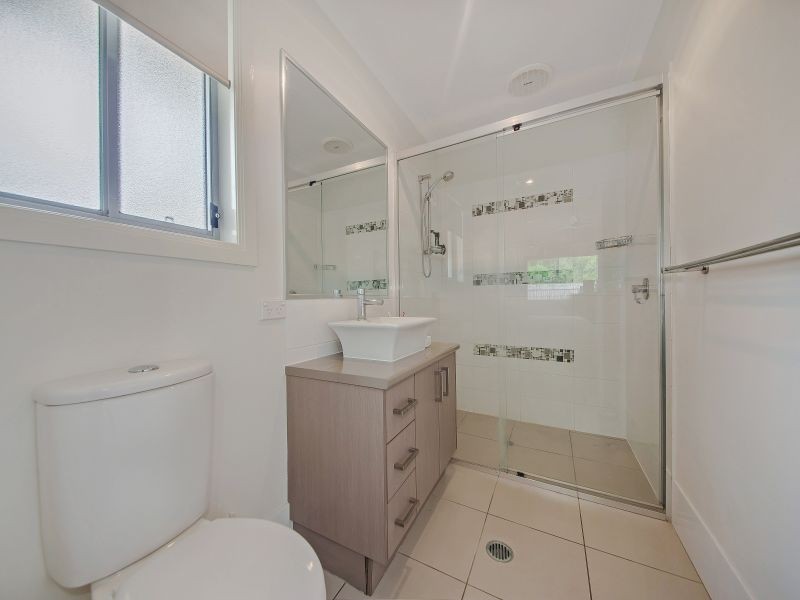 15 Bream Place, Redland Bay QLD 4165