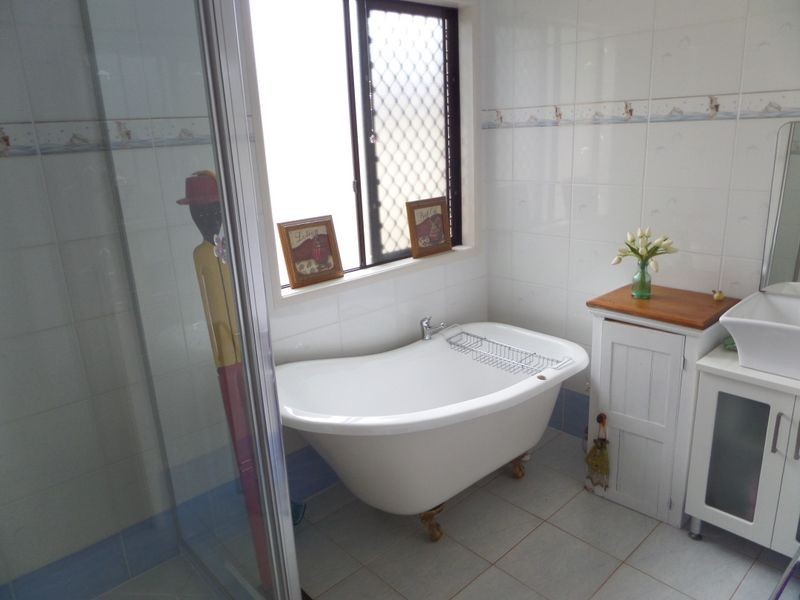 1 Albatross Street, Victoria Point QLD 4165