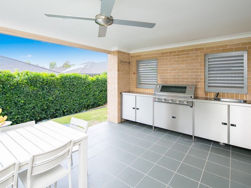 21 Stringybark Place, Heathwood QLD 4110