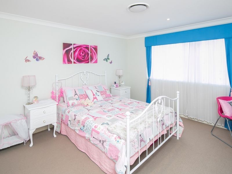 21 Stringybark Place, Heathwood QLD 4110