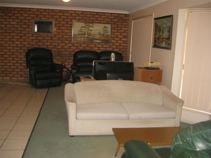 9 Penrose Avenue, Redland Bay QLD 4165