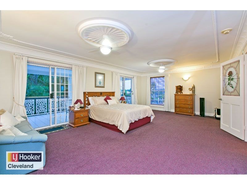 42 Anchorage Drive, Raby Bay QLD 4163