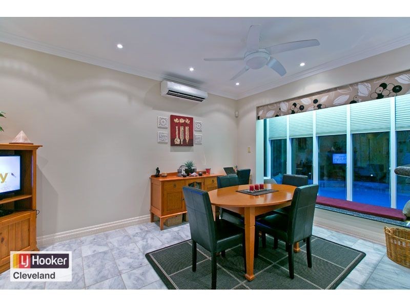 42 Anchorage Drive, Raby Bay QLD 4163