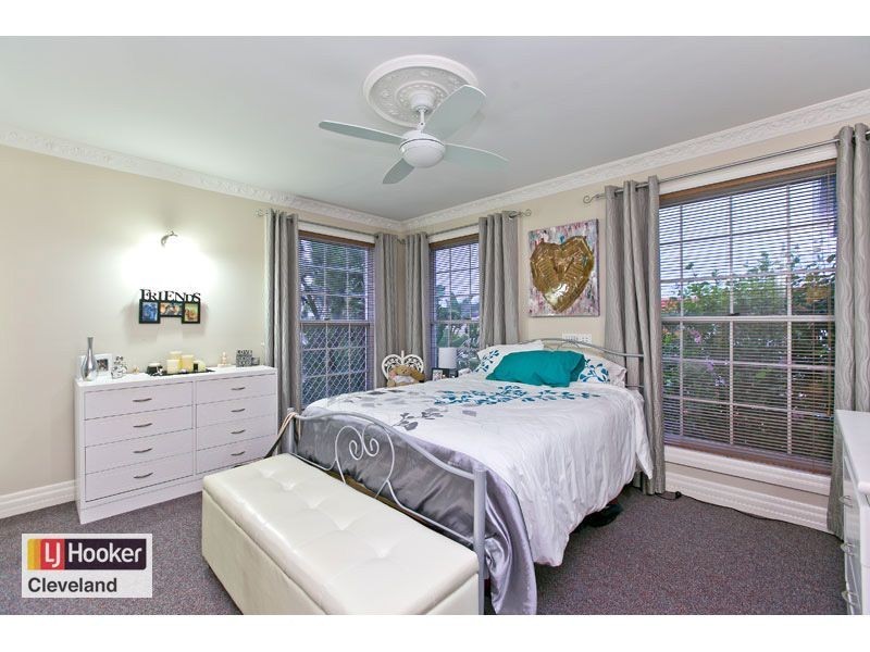 42 Anchorage Drive, Raby Bay QLD 4163