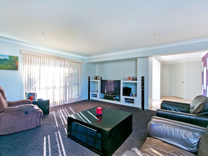 51 Brookvale Drive, Victoria Point QLD 4165