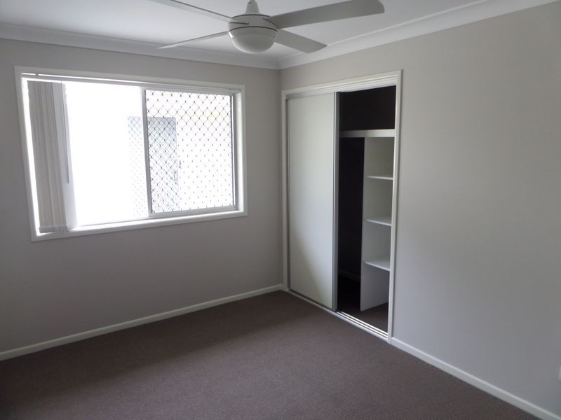 33 Lawn Terrace, Capalaba QLD 4157