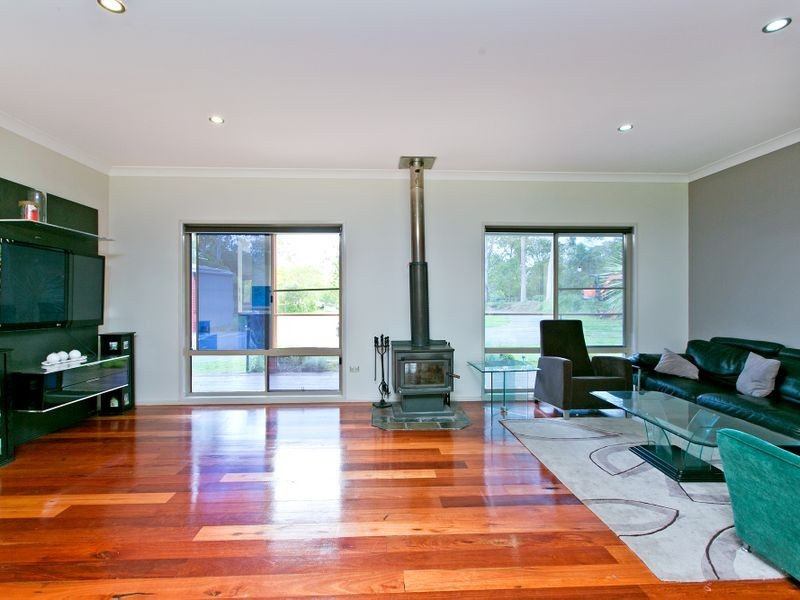 38-40 Kua Court, Carbrook QLD 4130