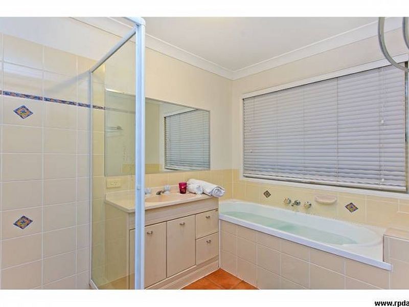 1 Francis Street, Ormiston QLD 4160