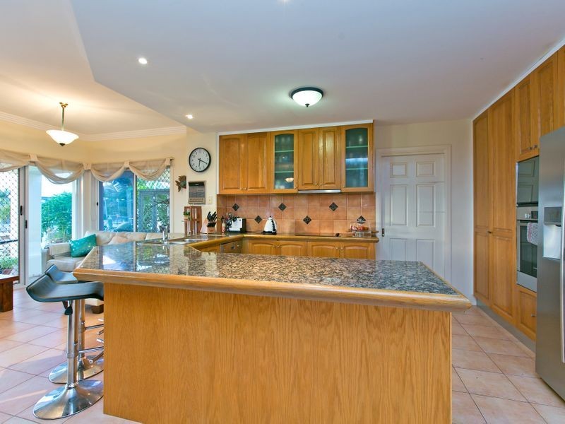 28 Sommersea Drive, Raby Bay QLD 4163