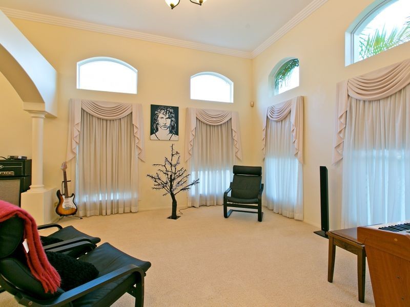 28 Sommersea Drive, Raby Bay QLD 4163