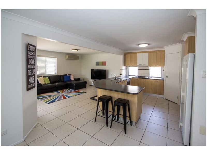 2 Canegrove Circuit, Wellington Point QLD 4160