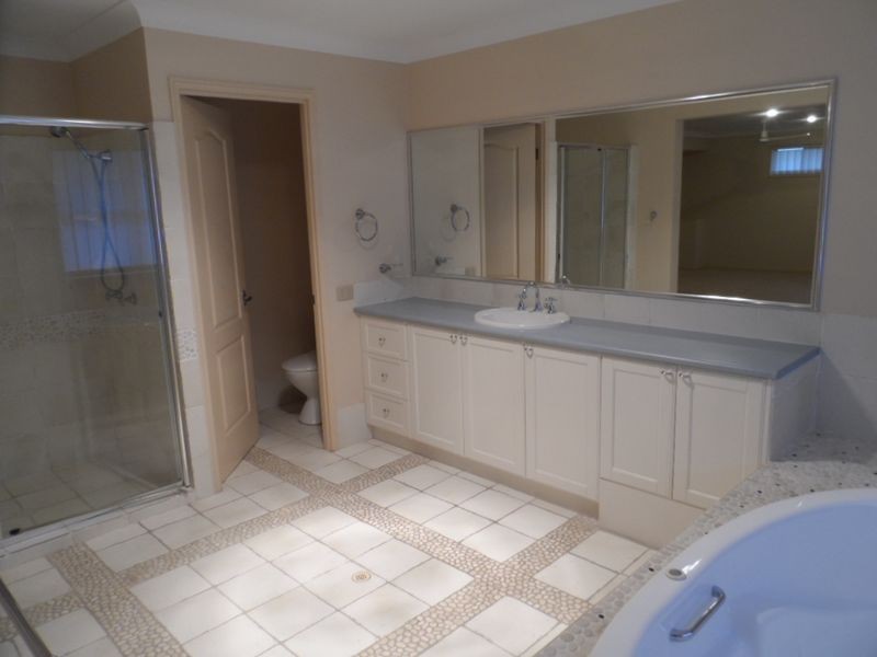 4 Stephen Court, Cleveland QLD 4163