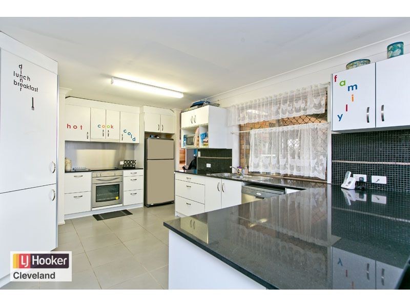 20 Meredith Place, Redland Bay QLD 4165