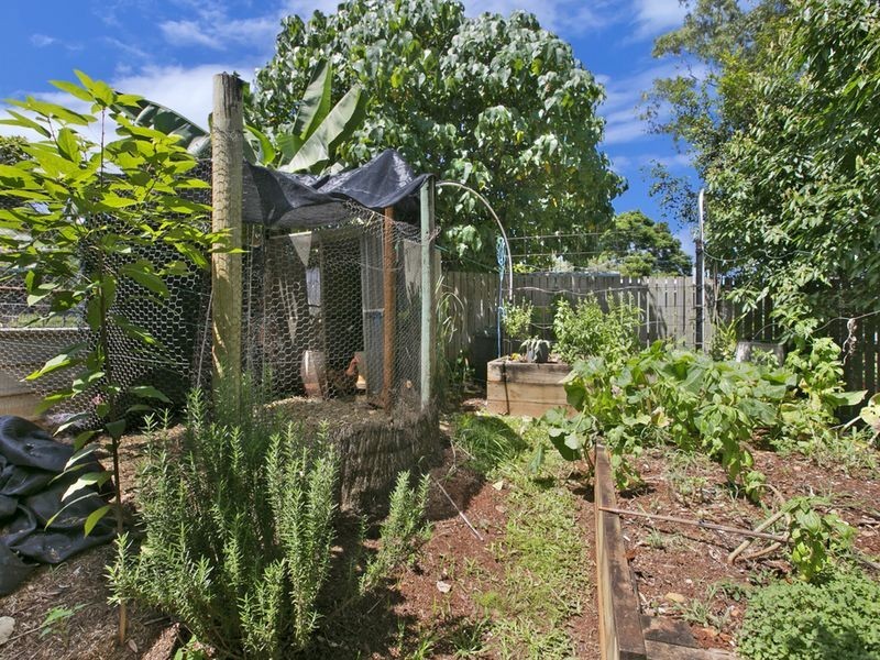 116 Cane Street, Redland Bay QLD 4165