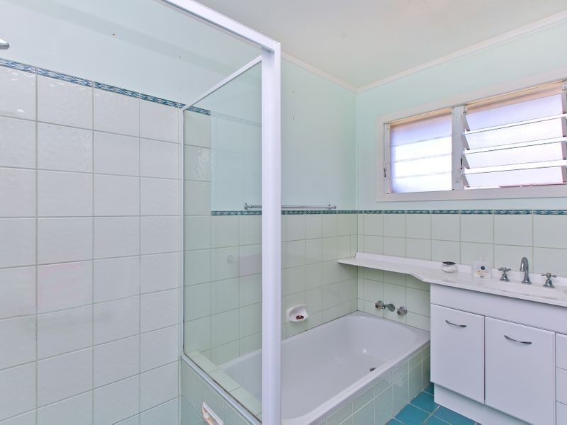 2 Blake Street, Cleveland QLD 4163