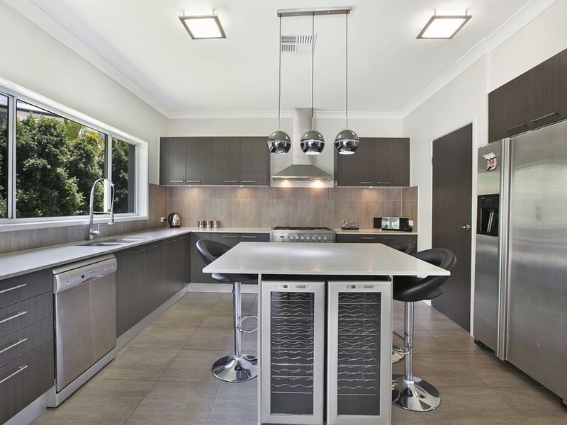 10 Bay Crest Place, Thornlands QLD 4164