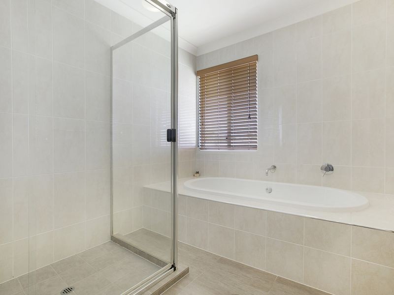 10 Bay Crest Place, Thornlands QLD 4164