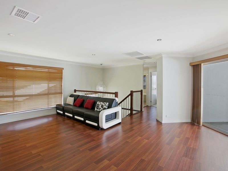 10 Bay Crest Place, Thornlands QLD 4164