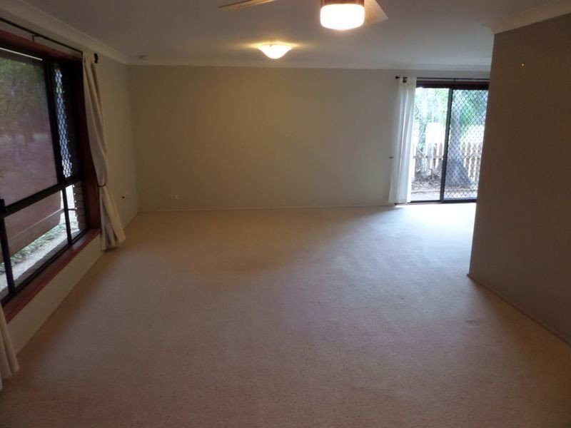 27 Riverton Drive, Wellington Point QLD 4160