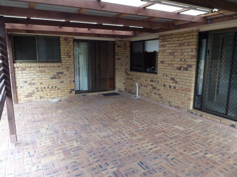 27 Riverton Drive, Wellington Point QLD 4160