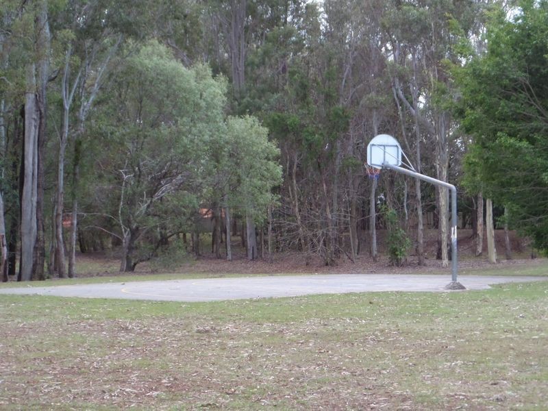 27 Riverton Drive, Wellington Point QLD 4160