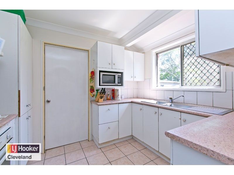 17 Rhoades Street, Capalaba QLD 4157