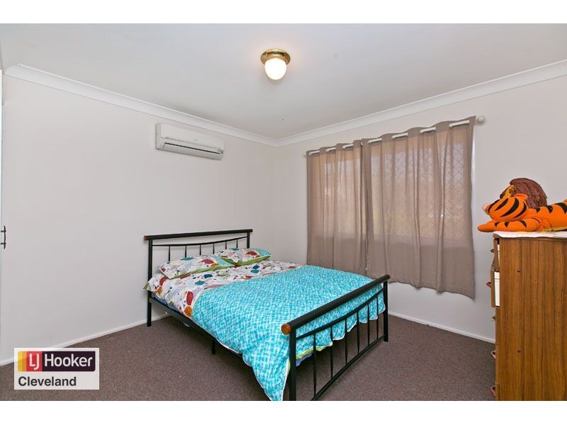17 Rhoades Street, Capalaba QLD 4157