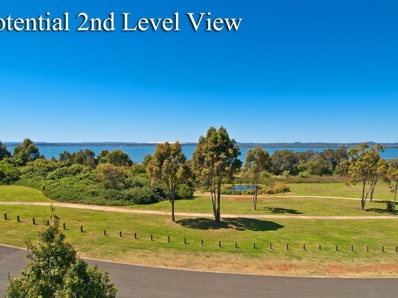 62 Penzance Drive, Redland Bay QLD 4165