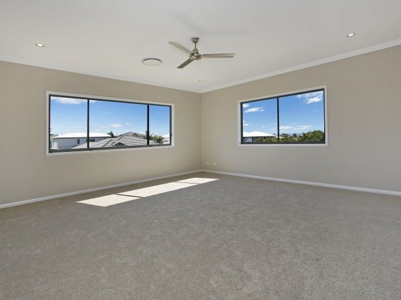 6 Nadine Crescent, Thornlands QLD 4164