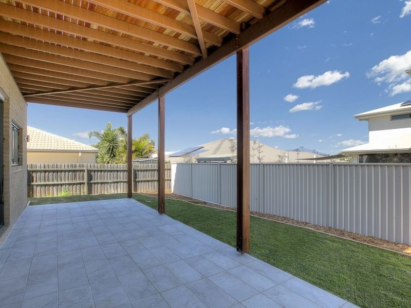 6 Nadine Crescent, Thornlands QLD 4164