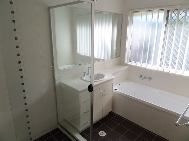 70 South Street, Cleveland QLD 4163