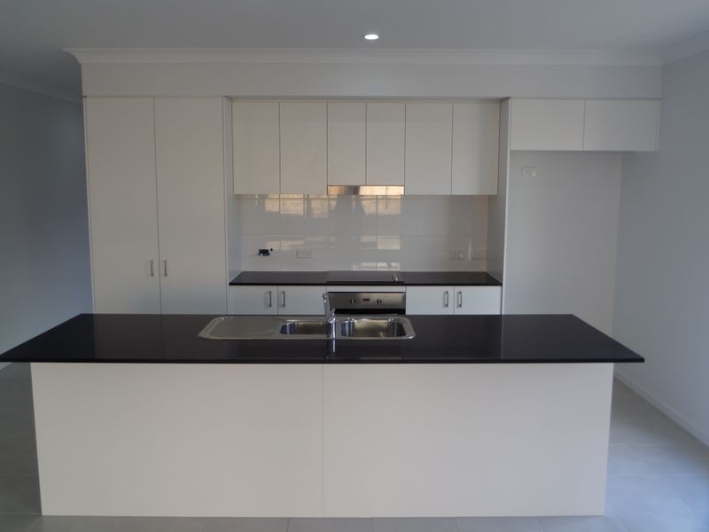 90 Brookvale Drive, Victoria Point QLD 4165