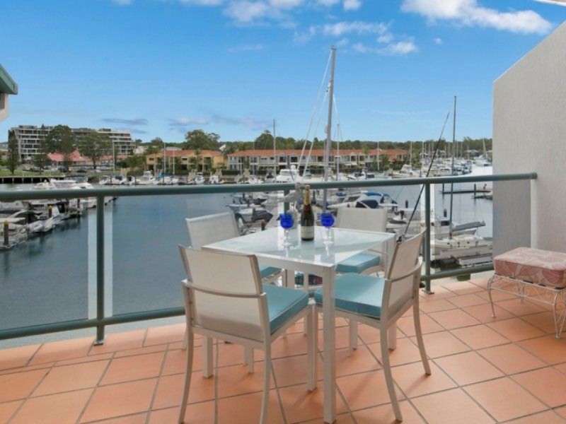 52/18-20 Masthead Drive, Raby Bay QLD 4163