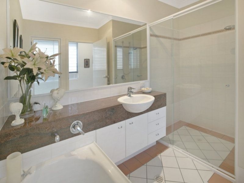 52/18-20 Masthead Drive, Raby Bay QLD 4163