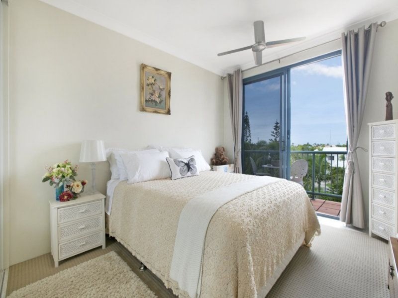 52/18-20 Masthead Drive, Raby Bay QLD 4163