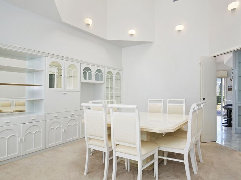 25 Mainsail Street, Birkdale QLD 4159