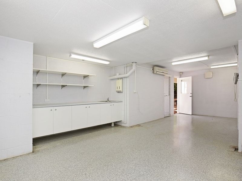 25 Mainsail Street, Birkdale QLD 4159