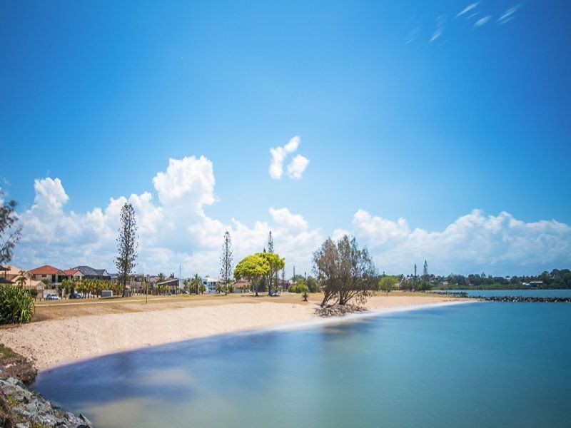 9 Raby Bay Blvd, Cleveland QLD 4163