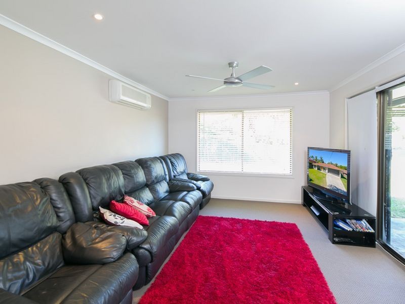 27 Plymstock Street, Alexandra Hills QLD 4161