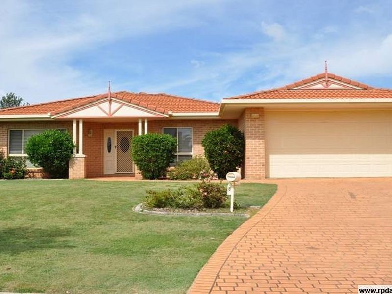 8 Manuela Street, Victoria Point QLD 4165