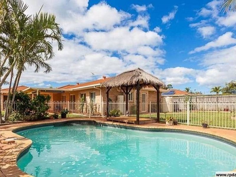 8 Manuela Street, Victoria Point QLD 4165