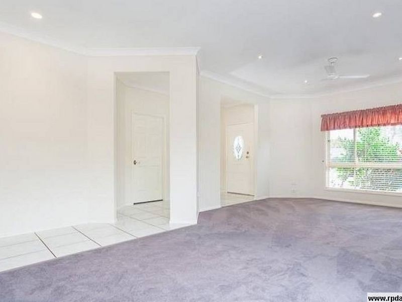 8 Manuela Street, Victoria Point QLD 4165