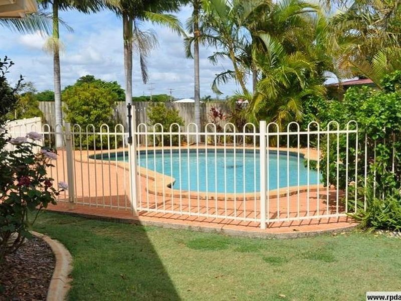 8 Manuela Street, Victoria Point QLD 4165