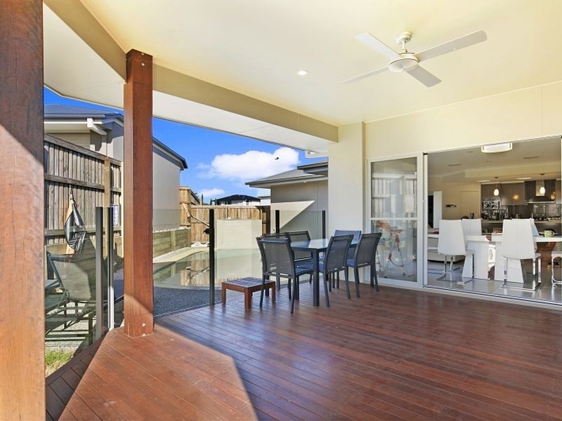 18 Marjoram Street, Thornlands QLD 4164