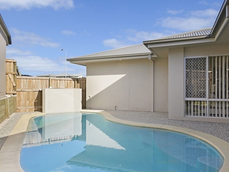 18 Marjoram Street, Thornlands QLD 4164