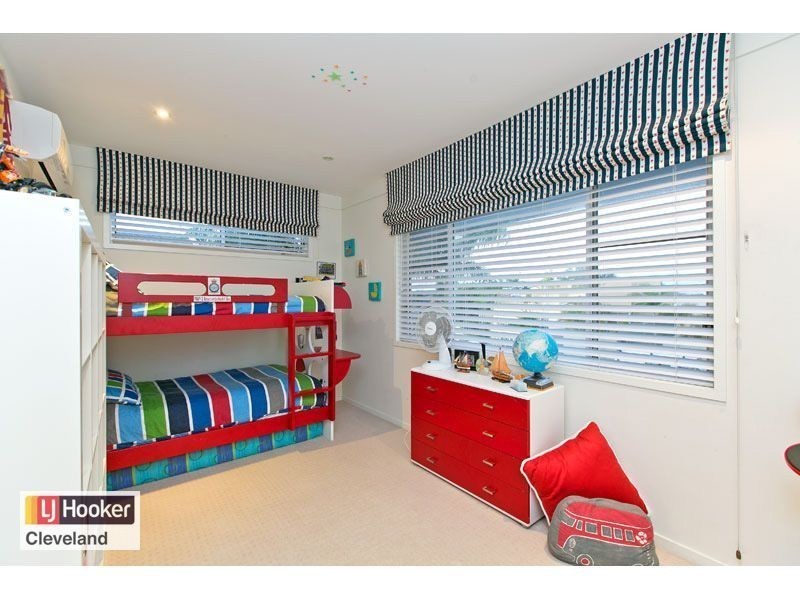 5 Captains Court, Raby Bay QLD 4163