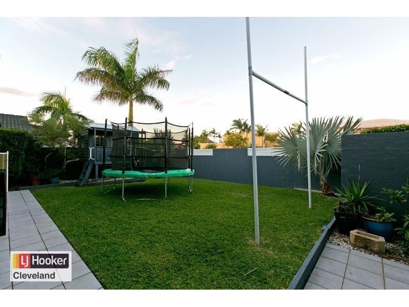 5 Captains Court, Raby Bay QLD 4163