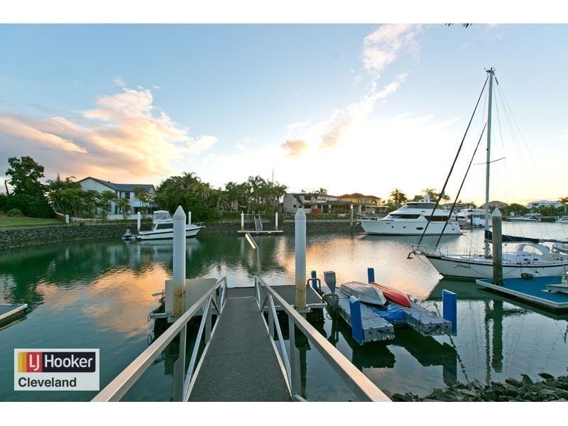5 Captains Court, Raby Bay QLD 4163